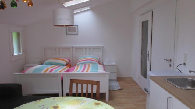 חדר סטודיו סטנדרד, Bnb Erlach