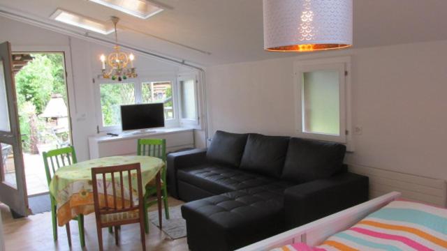 חדר סטודיו סטנדרד, Bnb Erlach