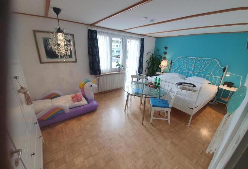 발코니가 있는 2 베드룸 아파트, Bnb Haus Weibel