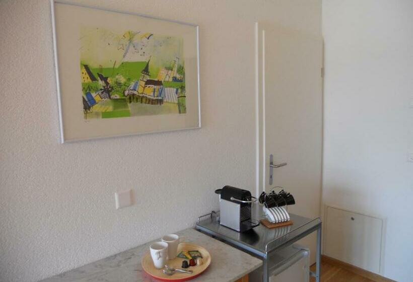 バルコニー付きスタンダードルーム, Gîte Chez Toinette