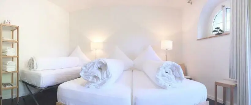 スタンダードルーム, Bed Bike And Breakfast Olten