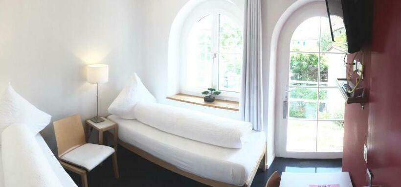 חדר אקונומי, Bed Bike And Breakfast Olten