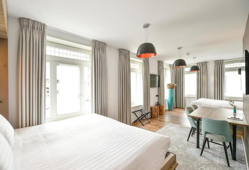 اتاق خانوادگی, Brasserie Hotel Antje Van De Statie