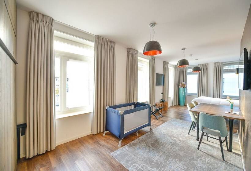Семейный Номер, Brasserie Hotel Antje Van De Statie