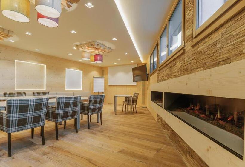 اتاق لوکس با بالکن, Caschu Alp Boutique Design Hotel Stoos   Adults Only