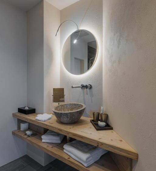 سوئیت جونیور با چشم‌انداز کوهستان, Caschu Alp Boutique Design Hotel Stoos   Adults Only