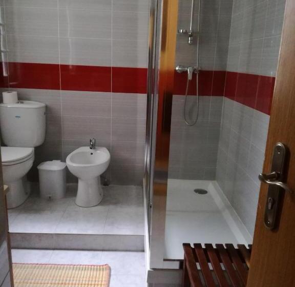 غرفة قياسية حمام مشترك, Hospedaria 5 Bicas