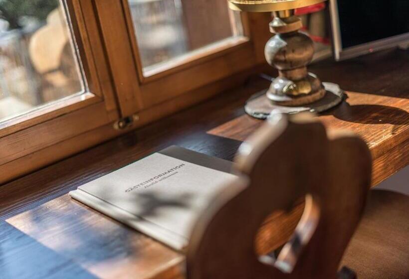 标准间, Alpenclub