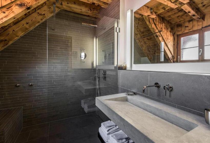 标准间, Alpenclub