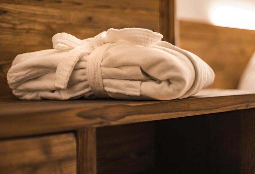 带2个卧室的公寓, Alpenclub