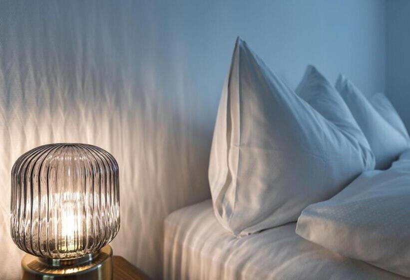 带1个卧室的带阳台的公寓, Alpenclub