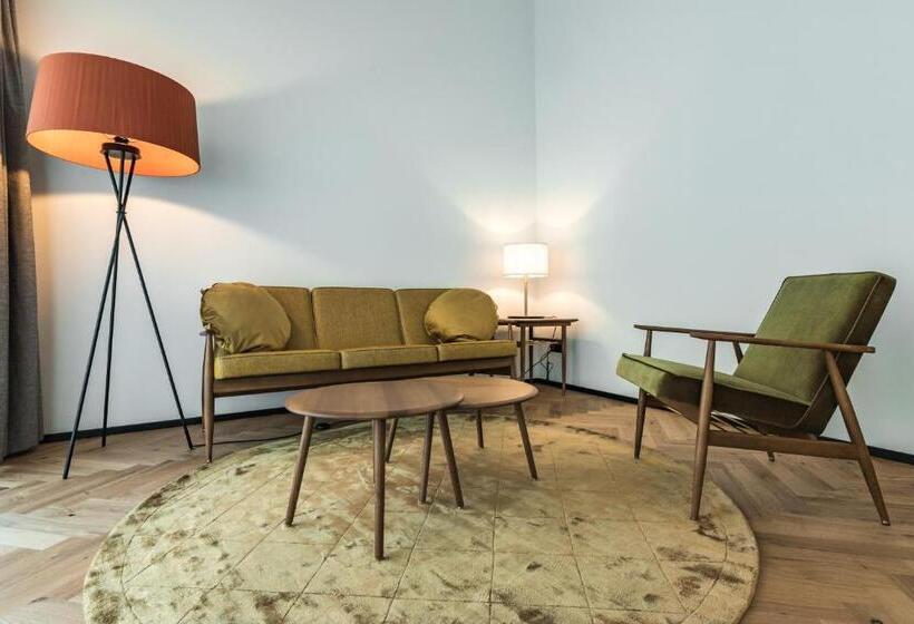 带1个卧室的带阳台的公寓, Alpenclub