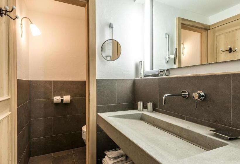 标准间, Alpenclub