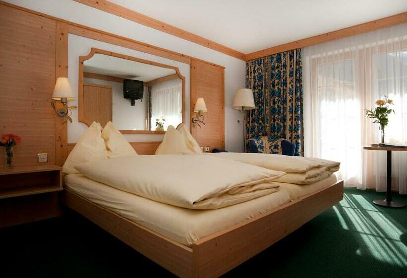 Standard Værelse, Ambiente