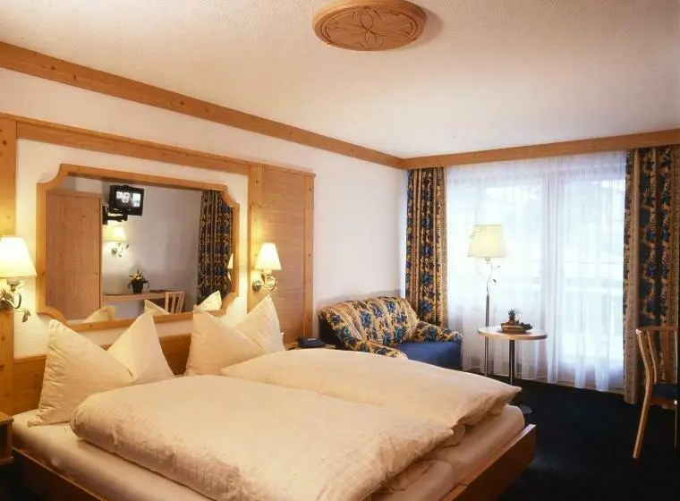Habitación Superior, Ambiente