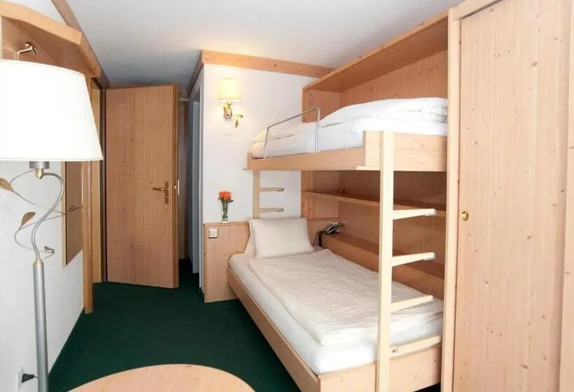 Habitación Familiar, Ambiente