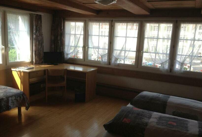 スタンダードトリプルルーム, Café Conditorei Hotel Huber