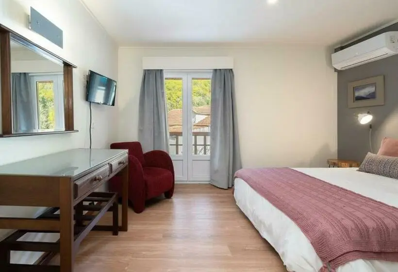 Standard-huone, Carvalho Araujo