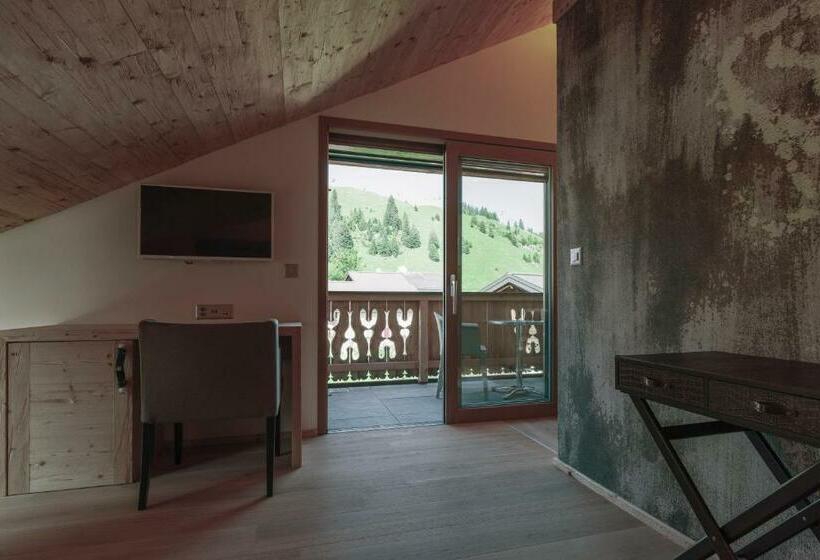 سوئیت با بالکن, Caschu Alp Boutique Design Hotel Stoos   Adults Only