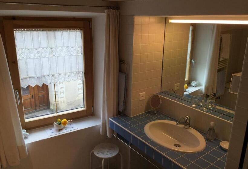 Полулюкс, Chasa Sofia