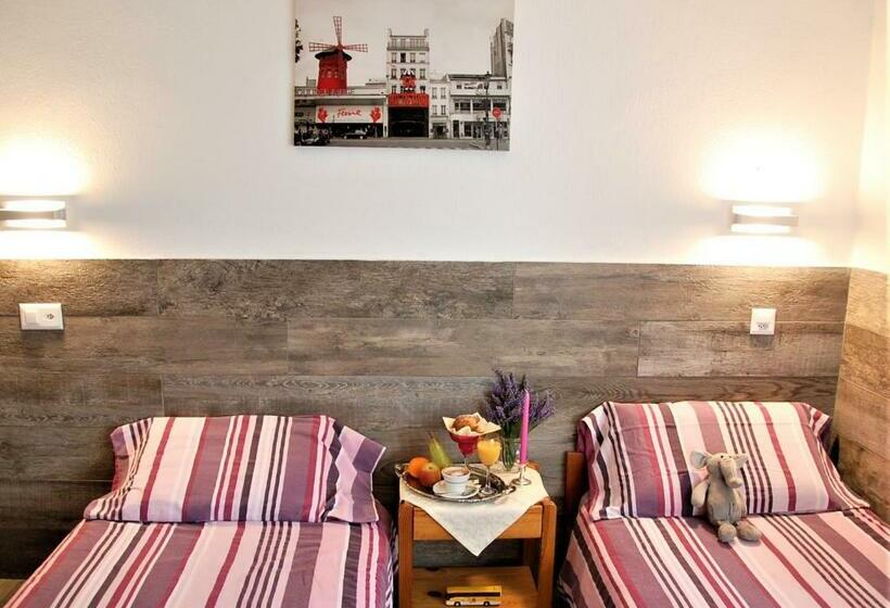 غرفة قياسية ثلاثية, Della Posta