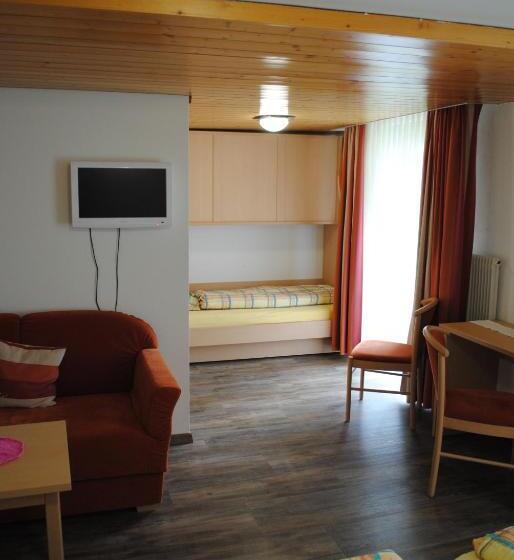 ファミリールーム, Des Alpes