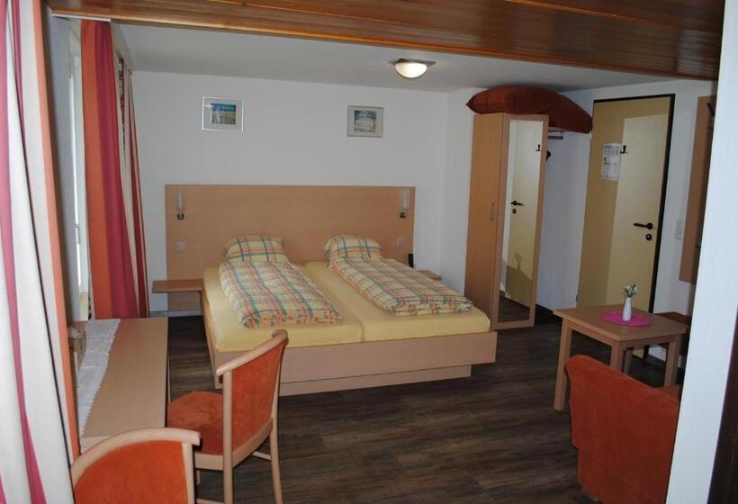 ファミリールーム, Des Alpes