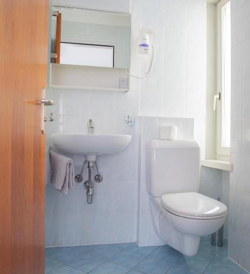 غرفة قياسية رباعية, Garni Moderno