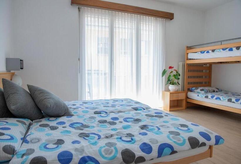 غرفة قياسية رباعية حمام مشترك, Garni Moderno