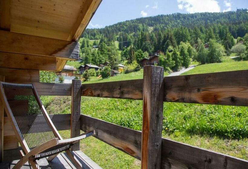 סוויטת דופלקס, Hameau Les Clèves