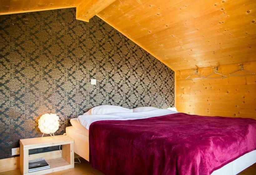 סוויטת דופלקס, Hameau Les Clèves