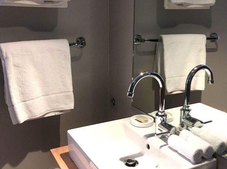 חדר סופריור עם נוף להרים, Hôtel Le Grand Chalet Favre