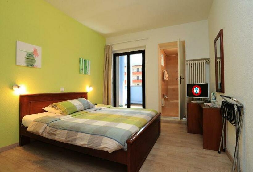 חדר סטנדרט עם מרפסת ונוף לגינה, Osteria Ticino By Ketty & Tommy