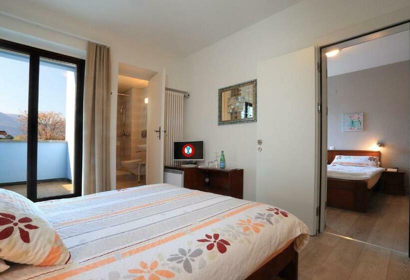 חדר סטנדרט עם מרפסת ונוף לגינה, Osteria Ticino By Ketty & Tommy