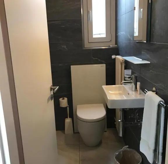 Standard-huone Puutarhanäkymä, Osteria Ticino By Ketty & Tommy