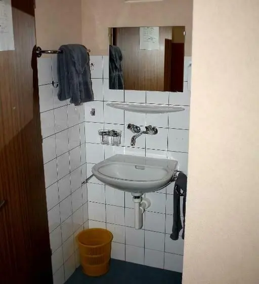 Standard Yhden Hengen Huone, Petersgrat
