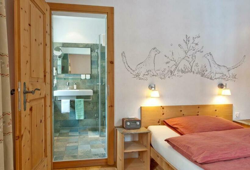 غرفة قياسية فردية, Privata