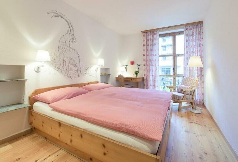 غرفة قياسية, Privata