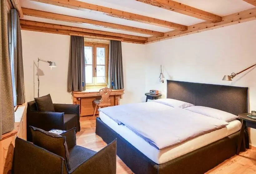 Chambre Supérieure, Privata