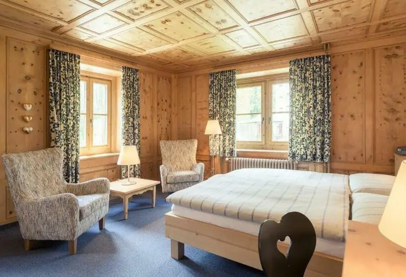 Chambre Supérieure, Privata