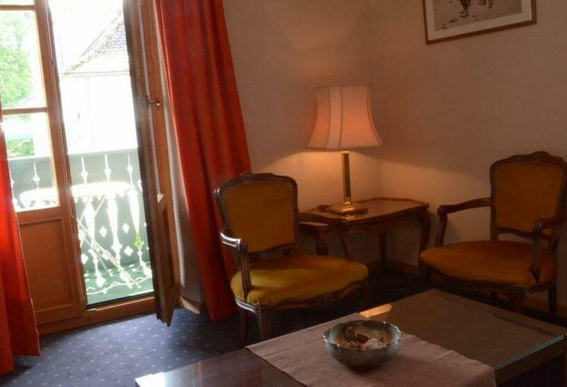 标准间, Restaurant Kutchi