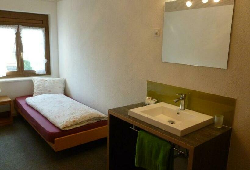 스탠다드 룸 공동 욕실, Restaurant Schiff