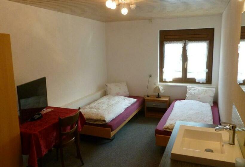 스탠다드 룸 공동 욕실, Restaurant Schiff