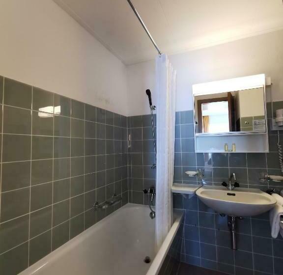 标准间, Schnider Bed&breakfast Und Café