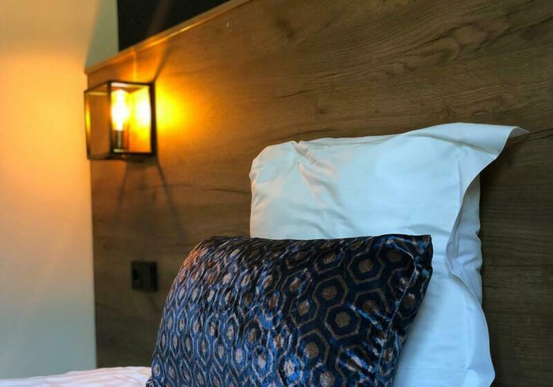 Номер Deluxe Одноместный, Tasty World