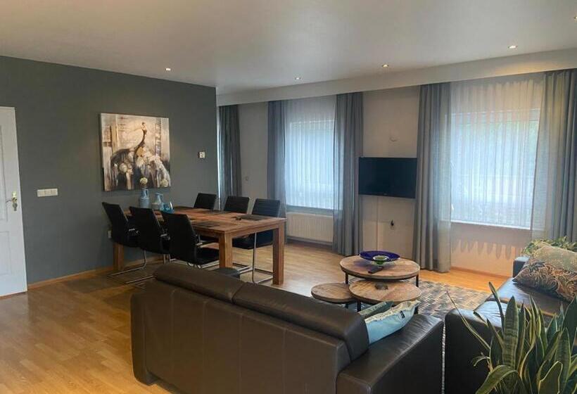 带1个卧室的豪华公寓, Panorama Sousberg B&b En Appartementen