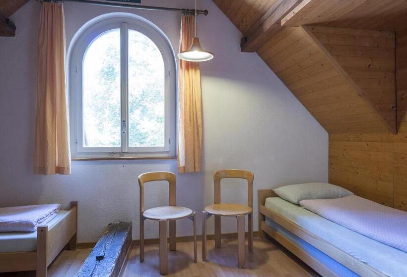 Четырехместный Номер Стандарт, Schaffhausen Youth Hostel
