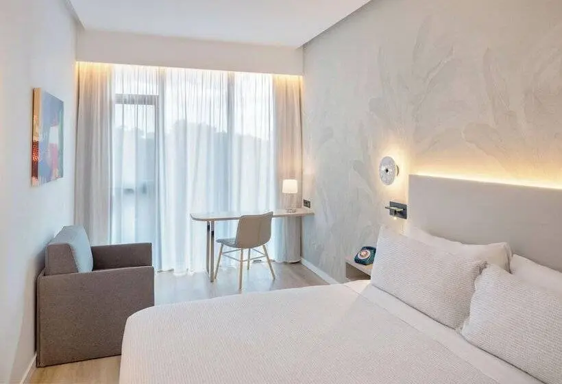 スタンダードスタジオ, Innside by Meliá Tenerife Santa Cruz