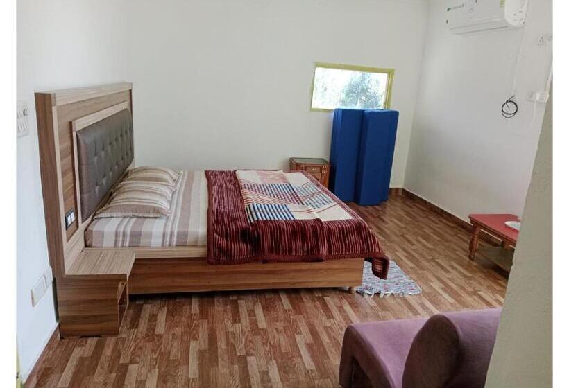 스탠다드 룸 킹사이즈 침대, Goroomgo Hotel Dolphin Dalhousie