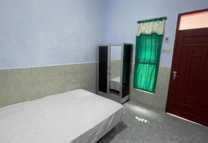 エコノミールーム, Spot On 93965 Ibrahim Guest House Syariah